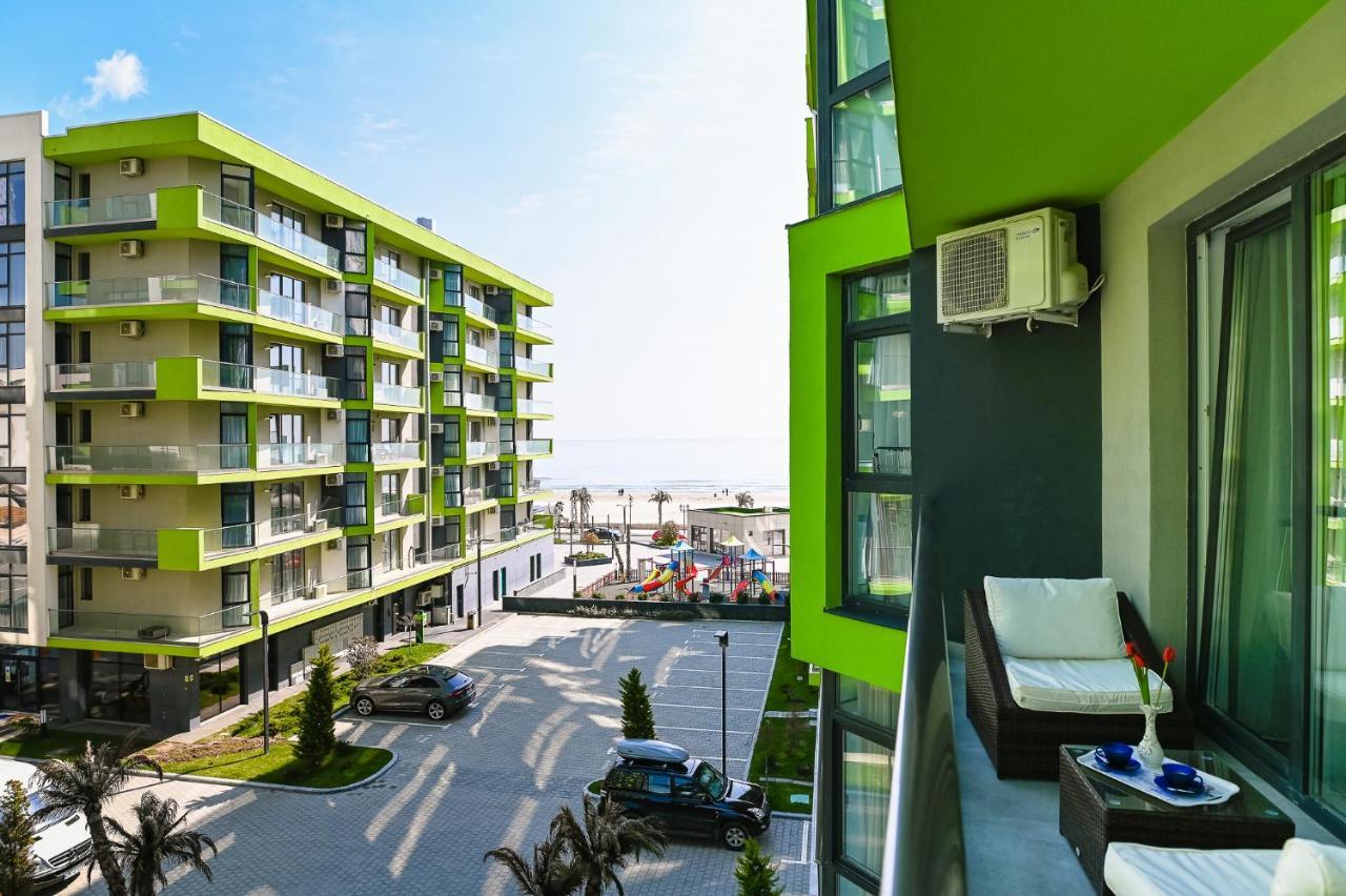 Teemo Beach Apartment, Alezzi Beach Resort นาโวดาริ ภายนอก รูปภาพ