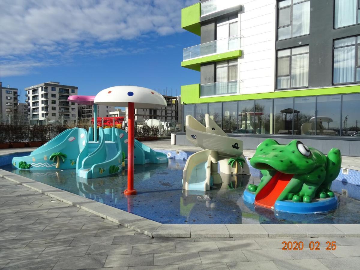 Teemo Beach Apartment, Alezzi Beach Resort นาโวดาริ ภายนอก รูปภาพ