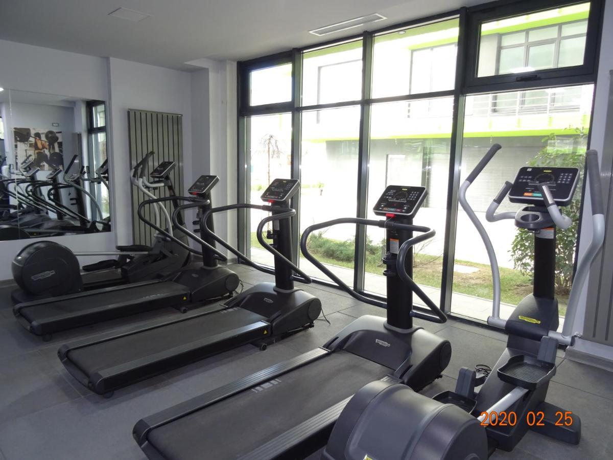 Teemo Beach Apartment, Alezzi Beach Resort นาโวดาริ ภายนอก รูปภาพ