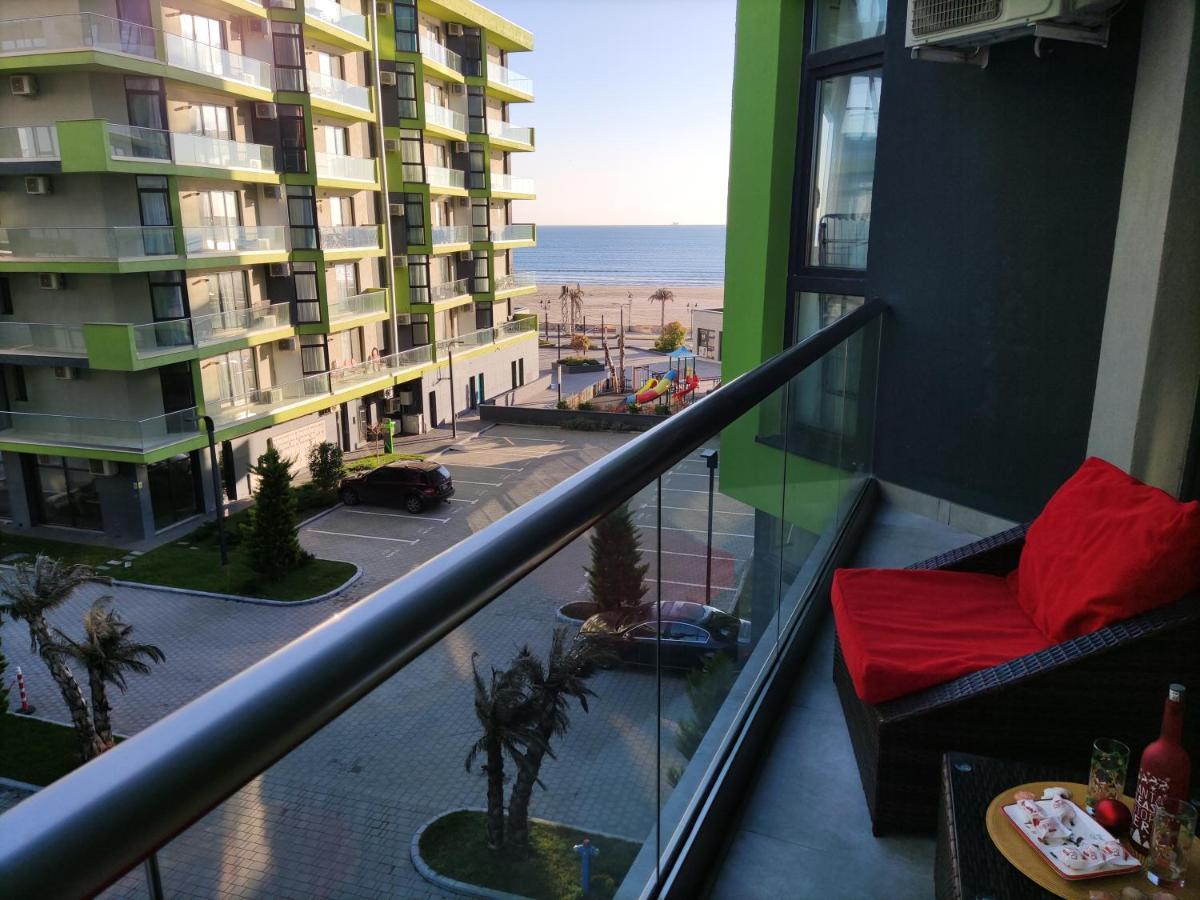 Teemo Beach Apartment, Alezzi Beach Resort นาโวดาริ ภายนอก รูปภาพ